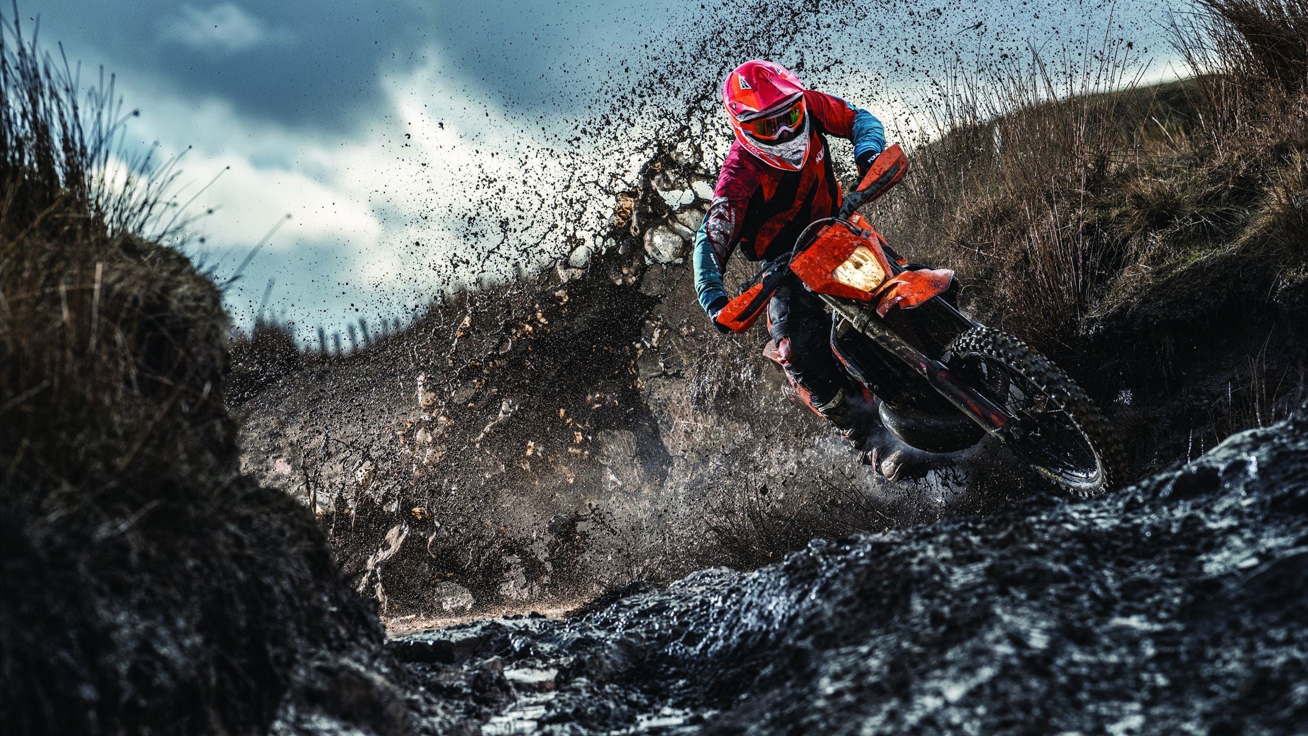 _天幕障碍赛：在空中挑战无限极限_，天幕天幕