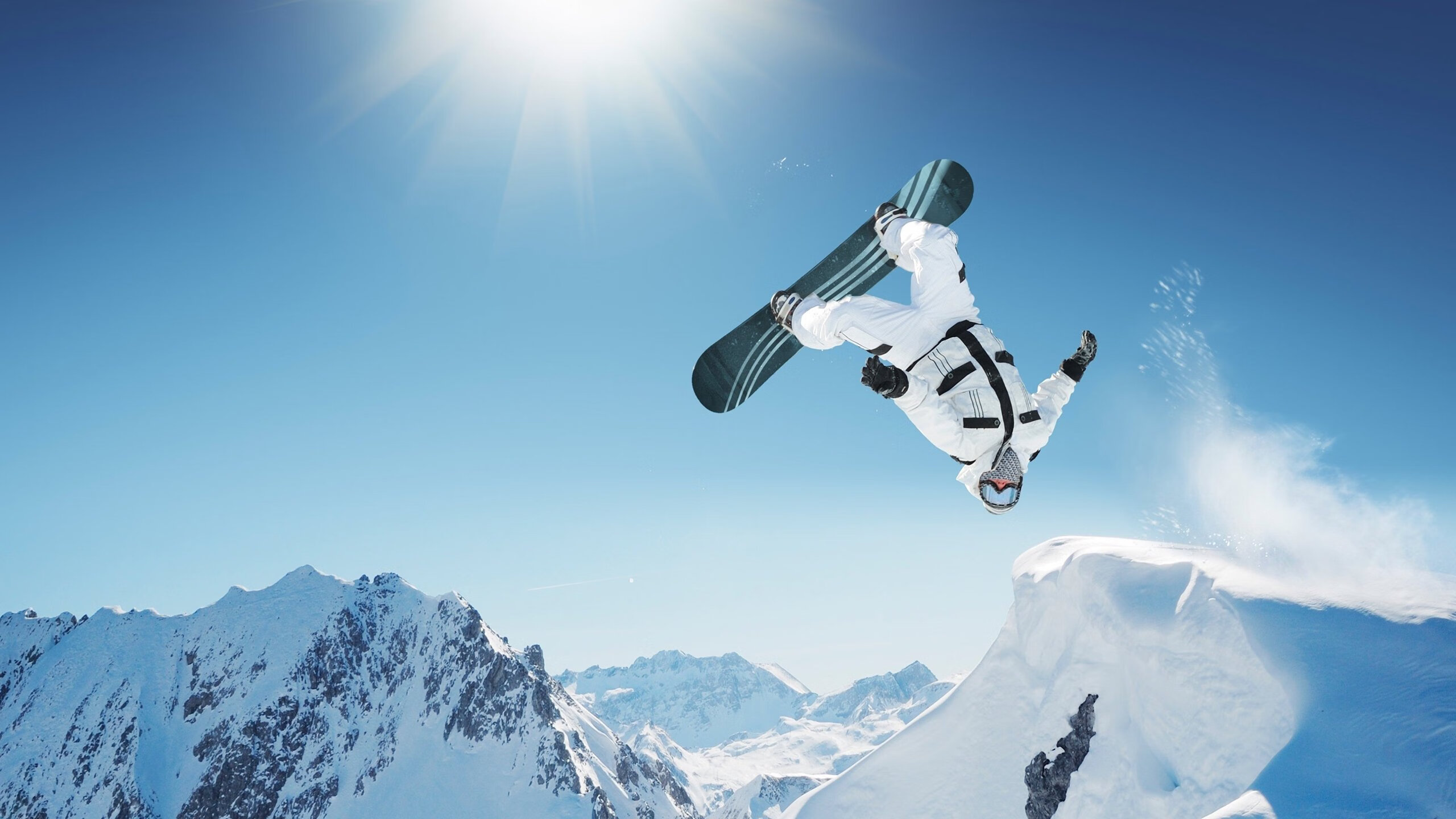 体育传媒打造足球传奇，讴歌运动精神，传播体育文化,尽享运动乐趣